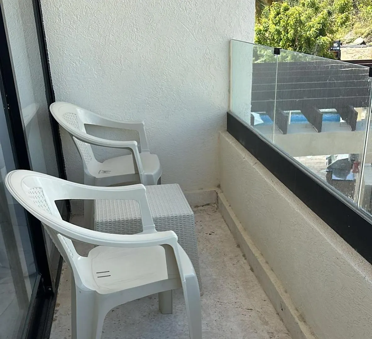New Spacious & Bright 2Br & 2Ba, Pool & Beach Shuttle, Wifi & Ac Gold Reef 209 Punta Cana